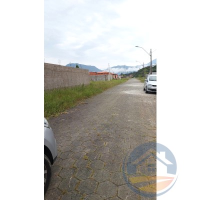 Terreno no bairro Flora Rica II, Lado Linha